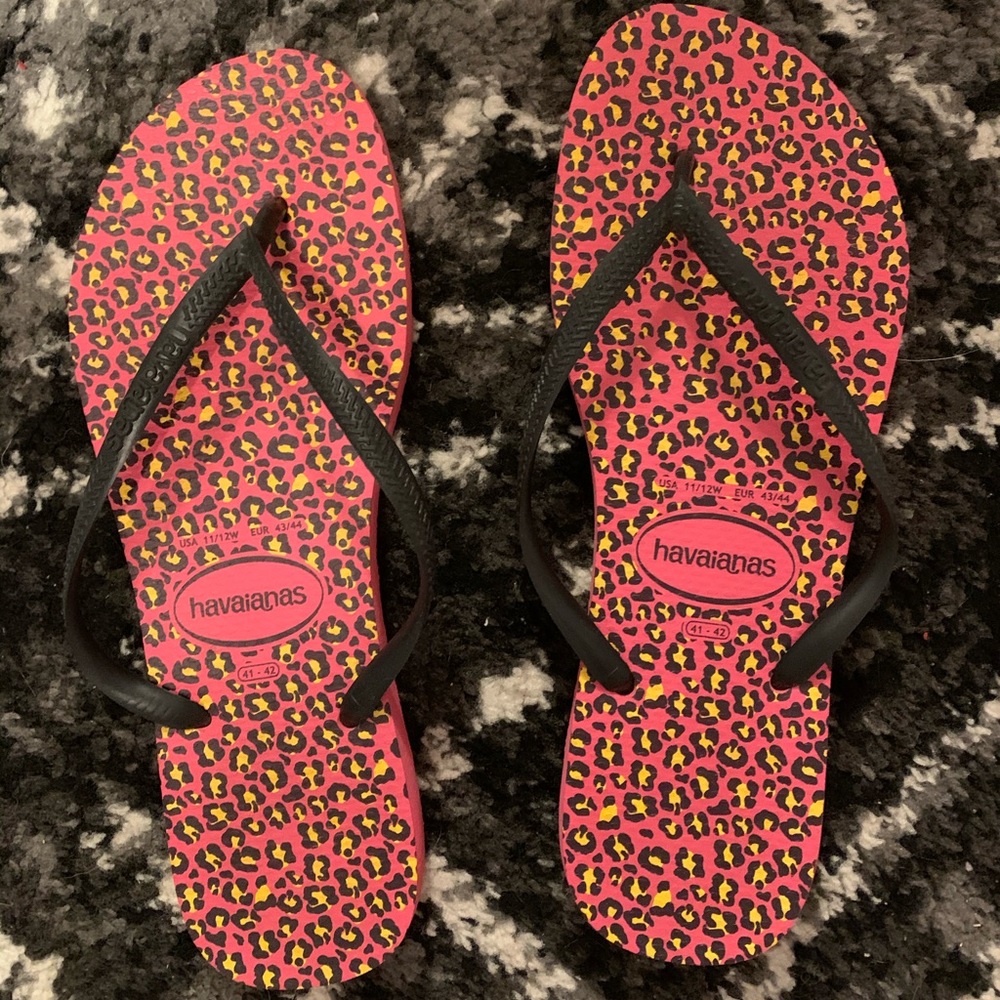 Havaianas Flip Flops - barely worn!